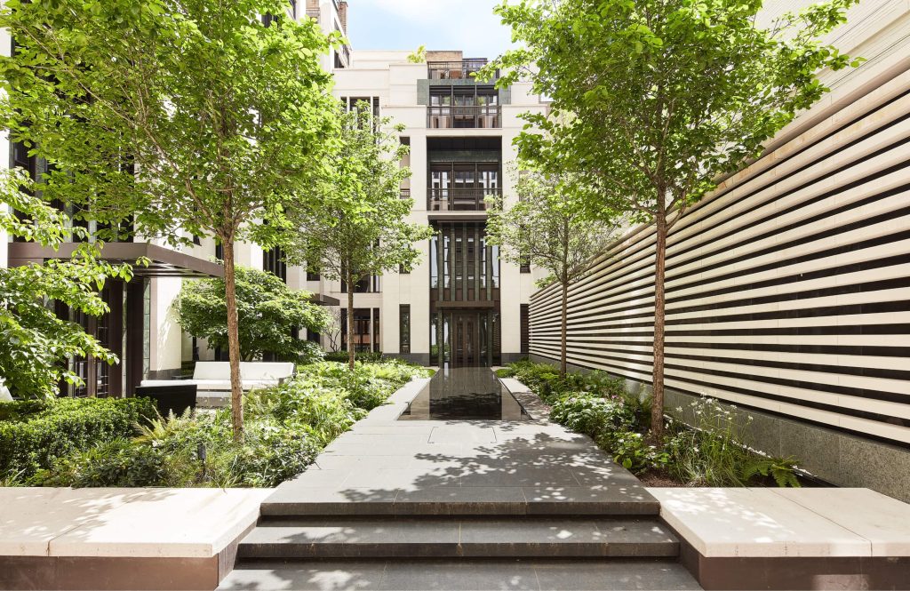 Stunning Downtown High-Rise Penthouse Residences image